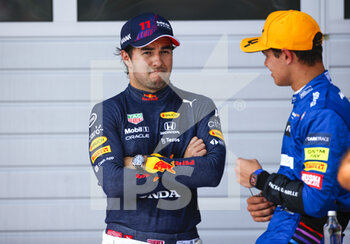 2021-07-03 - PEREZ Sergio (mex), Red Bull Racing Honda RB16B, NORRIS Lando (gbr), McLaren MCL35M, portrait during the Formula 1 Grosser Preis Von Osterreich 2021, 2021 Austrian Grand Prix, 9th round of the 2021 FIA Formula One World Championship from July 2 to 4, 2021 on the Red Bull Ring, in Spielberg, Austria - Photo DPPI - FORMULA 1 GROSSER PREIS VON OSTERREICH 2021, 2021 AUSTRIAN GRAND PRIX - FORMULA 1 - MOTORS