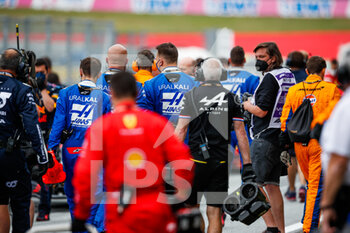 2021-07-04 - Starting grid atmosphere during the Formula 1 Grosser Preis Von Osterreich 2021, 2021 Austrian Grand Prix, 9th round of the 2021 FIA Formula One World Championship from July 2 to 4, 2021 on the Red Bull Ring, in Spielberg, Austria - Photo Florent Gooden / DPPI - FORMULA 1 GROSSER PREIS VON OSTERREICH 2021, 2021 AUSTRIAN GRAND PRIX - FORMULA 1 - MOTORS