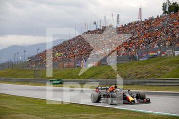 2021-07-04 - VERSTAPPEN Max (ned), Red Bull Racing Honda RB16B, action during the Formula 1 Grosser Preis Von Osterreich 2021, 2021 Austrian Grand Prix, 9th round of the 2021 FIA Formula One World Championship from July 2 to 4, 2021 on the Red Bull Ring, in Spielberg, Austria - Photo DPPI - FORMULA 1 GROSSER PREIS VON OSTERREICH 2021, 2021 AUSTRIAN GRAND PRIX - FORMULA 1 - MOTORS