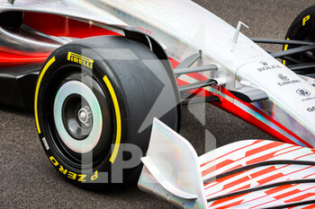 2021-07-15 - 2022 car launch, mechanical detail during the Formula 1 Pirelli British Grand Prix 2021, 10th round of the 2021 FIA Formula One World Championship from July 16 to 18, 2021 on the Silverstone Circuit, in Silverstone, United Kingdom - Photo Antonin Vincent / DPPI - FORMULA 1 PIRELLI BRITISH GRAND PRIX 2021 - FORMULA 1 - MOTORS