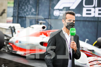 2021-07-15 - DUPIN Laurent, TV presenter commentateur Canal+, portrait during the Formula 1 Pirelli British Grand Prix 2021, 10th round of the 2021 FIA Formula One World Championship from July 16 to 18, 2021 on the Silverstone Circuit, in Silverstone, United Kingdom - Photo Antonin Vincent / DPPI - FORMULA 1 PIRELLI BRITISH GRAND PRIX 2021 - FORMULA 1 - MOTORS