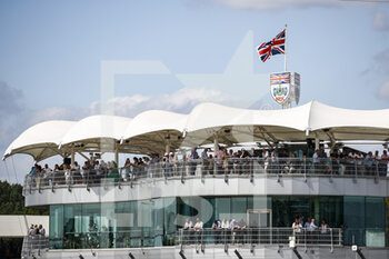 2021-07-16 - spectators, fans during the Formula 1 Pirelli British Grand Prix 2021, 10th round of the 2021 FIA Formula One World Championship from July 16 to 18, 2021 on the Silverstone Circuit, in Silverstone, United Kingdom - Photo Xavi Bonilla / DPPI - FORMULA 1 PIRELLI BRITISH GRAND PRIX 2021 - FORMULA 1 - MOTORS