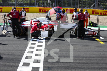 2021-07-17 - 07 RAIKKONEN Kimi (fin), Alfa Romeo Racing ORLEN C41, action, on the grid of the sprint race during the Formula 1 Pirelli British Grand Prix 2021, 10th round of the 2021 FIA Formula One World Championship from July 16 to 18, 2021 on the Silverstone Circuit, in Silverstone, United Kingdom - Photo Antonin Vincent / DPPI - FORMULA 1 PIRELLI BRITISH GRAND PRIX 2021 - FORMULA 1 - MOTORS