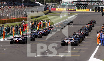 2021-07-17 - grid ambien during the Sprint Race of Formula 1 Pirelli British Grand Prix 2021, 10th round of the 2021 FIA Formula One World Championship from July 16 to 18, 2021 on the Silverstone Circuit, in Silverstone, United Kingdom - Photo DPPI - FORMULA 1 PIRELLI BRITISH GRAND PRIX 2021 - FORMULA 1 - MOTORS