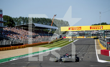 2021-07-17 - 44 HAMILTON Lewis (gbr), Mercedes AMG F1 GP W12 E Performance, action during the Sprint Race of Formula 1 Pirelli British Grand Prix 2021, 10th round of the 2021 FIA Formula One World Championship from July 16 to 18, 2021 on the Silverstone Circuit, in Silverstone, United Kingdom - Photo DPPI - FORMULA 1 PIRELLI BRITISH GRAND PRIX 2021 - FORMULA 1 - MOTORS