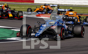 2021-07-17 - 14 ALONSO Fernando (spa), Alpine F1 A521, action during the Sprint Race of Formula 1 Pirelli British Grand Prix 2021, 10th round of the 2021 FIA Formula One World Championship from July 16 to 18, 2021 on the Silverstone Circuit, in Silverstone, United Kingdom - Photo DPPI - FORMULA 1 PIRELLI BRITISH GRAND PRIX 2021 - FORMULA 1 - MOTORS