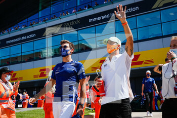 2021-07-18 - RUSSELL George (gbr), Williams Racing F1 FW43B, RICCIARDO Daniel (aus), McLaren MCL35M, portrait during the Formula 1 Pirelli British Grand Prix 2021, 10th round of the 2021 FIA Formula One World Championship from July 16 to 18, 2021 on the Silverstone Circuit, in Silverstone, United Kingdom - Photo Antonin Vincent / DPPI - FORMULA 1 PIRELLI BRITISH GRAND PRIX 2021 - FORMULA 1 - MOTORS