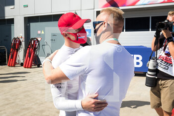 2020-09-27 - Mazepin Nikita (rus), Hitech Grand Prix, Dallara F2 2018, portrait, ambiance, with his father Dmitry Mazepin during the 10th round of the 2020 FIA Formula 2 Championship from from September 25 to 27, 2020 on the Sochi Autodrom, in Sochi, Russia - Photo Sebastian Rozendaal / Dutch Photo Agency / DPPI - 10TH ROUND OF THE 2020 FIA FORMULA 2 CHAMPIONSHIP - FORMULA 2 - MOTORS