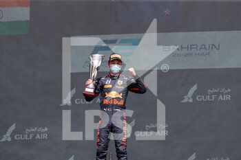 2021-03-27 - Podium, Lawson Liam (nzl), Hitech Grand Prix, Dallara F2, during the 1st round of the 2021 FIA Formula 2 Championship from March 26 to 28, 2021 on the Bahrain International Circuit, in Sakhir, Bahrain - Photo Frédéric Le Floc?h / DPPI - 1ST ROUND OF THE 2021 FIA FORMULA 2 CHAMPIONSHIP - FORMULA 2 - MOTORS