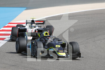 2021-03-28 - 05 Ticktum Dan (gbr), Carlin, Dallara F2, action during the 1st round of the 2021 FIA Formula 2 Championship from March 26 to 28, 2021 on the Bahrain International Circuit, in Sakhir, Bahrain - Photo Frédéric Le Floc?h / DPPI - 1ST ROUND OF THE 2021 FIA FORMULA 2 CHAMPIONSHIP - FORMULA 2 - MOTORS