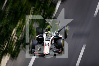 2021-06-04 - 10 Pourchaire Théo (fra), ART Grand Prix, Dallara F2, action during the 3rd round of the 2021 FIA Formula 2 Championship from June 04 to 06, 2021 on the Baku City Circuit, in Baku, Azerbaijan - Photo Antonin Vincent / DPPI - 2021 FIA FORMULA 2 CHAMPIONSHIP - FORMULA 2 - MOTORS