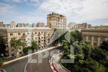 2021-06-04 - 10 Pourchaire Théo (fra), ART Grand Prix, Dallara F2, action during the 3rd round of the 2021 FIA Formula 2 Championship from June 04 to 06, 2021 on the Baku City Circuit, in Baku, Azerbaijan - Photo Antonin Vincent / DPPI - 2021 FIA FORMULA 2 CHAMPIONSHIP - FORMULA 2 - MOTORS