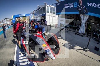 2021-02-25 - 22 Rowland Oliver (gbr), Nissan e.dams, Nissan IM02, verifications scrutineering during the 2021 Diriyah ePrix, 1st round of the 2020â21 Formula E World Championship, on the Riyadh Street Circuit from February 25 to 27, in Riyadh, Saudi Arabia - Photo GrÃ©gory Lenormand / DPPI - 2021 DIRIYAH EPRIX, 1ST ROUND OF THE FORMULA E WORLD CHAMPIONSHIP - FORMULA E - MOTORS