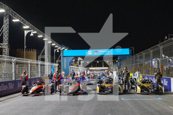 2021-02-25 - groupe picture during the 2021 Diriyah ePrix, 1st round of the 2020â21 Formula E World Championship, on the Riyadh Street Circuit from February 25 to 27, in Riyadh, Saudi Arabia - Photo GrÃ©gory Lenormand / DPPI - 2021 DIRIYAH EPRIX, 1ST ROUND OF THE FORMULA E WORLD CHAMPIONSHIP - FORMULA E - MOTORS