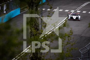 2021-04-11 - 36 Lotterer André (ger), TAG Heuer Porsche Formula E Team, Porsche 99X Electric, action during the 2021 Rome ePrix, 4th round of the 2020-21 Formula E World Championship, on the Circuito Cittadino dell'EUR from April 9 to 11, in Rome, Italy - Photo Germain Hazard / DPPI - 2021 ROME EPRIX, 4TH ROUND OF THE 2020-21 FORMULA E WORLD CHAMPIONSHIP - FORMULA E - MOTORS
