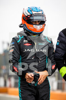 2021-04-24 - EVANS Mitch (nzl), Jaguar Racing, Jaguar I-Type 5, portrait during the 2021 Valencia ePrix, 3rd meeting of the 2020-21 Formula E World Championship, on the Circuit Ricardo Tormo from April 23 to 25, in Valencia, Spain - Photo Germain Hazard / DPPI - 2021 VALENCIA EPRIX, 3RD MEETING OF THE 2020-21 FORMULA E WORLD CHAMPIONSHIP - FORMULA E - MOTORS