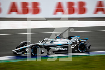 2021-04-24 - 17 De Vries Nyck (nld), Mercedes-Benz EQ Formula E Team, Mercedes-Benz EQ Silver Arrow 02, action during the 2021 Valencia ePrix, 3rd meeting of the 2020-21 Formula E World Championship, on the Circuit Ricardo Tormo from April 23 to 25, in Valencia, Spain - Photo Germain Hazard / DPPI - 2021 VALENCIA EPRIX, 3RD MEETING OF THE 2020-21 FORMULA E WORLD CHAMPIONSHIP - FORMULA E - MOTORS