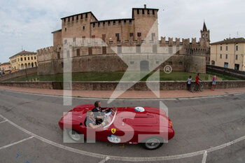 2021-06-16 - A car drives in Fontanellato during the first leg of the Mille Miglia 2021  on june 16, 2021 in Fontanellato, Italy. Photo by Gianluca Checchi/New Reporter - MILLE MIGLIA 2021  - HISTORIC - MOTORS