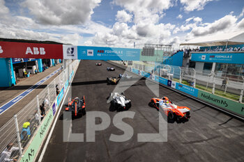 2021-06-19 - depart start 22 Rowland Oliver (gbr), Nissan e.dams, Nissan IM02, action 48 Mortara Edoardo (swi), ROKiT Venturi Racing, Mercedes-Benz EQ Silver Arrow 02, action during the 2021 Puebla ePrix, 5th meeting of the 2020-21 Formula E World Championship, on the Autodromo Miguel E. Abed from June 18 to 20, in Puebla, Mexico - Photo Germain Hazard / DPPI - 2021 PUEBLA EPRIX, 5TH MEETING OF THE 2020-21 FORMULA E WORLD CHAMPIONSHIP - FORMULA E - MOTORS