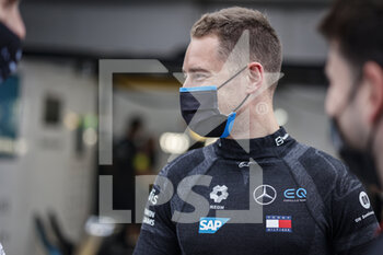 2021-07-11 - VANDOORNE Stoffel (bel), Mercedes-Benz EQ Formula E Team, Mercedes-Benz EQ Silver Arrow 02, portrait during the 2021 New York City ePrix, 6th meeting of the 2020-21 Formula E World Championship, on the Brooklyn Street Circuit from July 10 to 11, in New York, USA - Photo François Flamand / DPPI - 2021 NEW YORK CITY EPRIX, 6TH MEETING OF THE 2020-21 FORMULA E WORLD CHAMPIONSHIP - FORMULA E - MOTORS