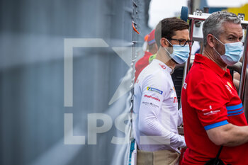 2021-07-11 - SIMS Alexander (gbr), Mahindra Racing, Mahinda M7Electro, portrait grille de depart starting grid during the 2021 New York City ePrix, 6th meeting of the 2020-21 Formula E World Championship, on the Brooklyn Street Circuit from July 10 to 11, in New York, USA - Photo Germain Hazard / DPPI - 2021 NEW YORK CITY EPRIX, 6TH MEETING OF THE 2020-21 FORMULA E WORLD CHAMPIONSHIP - FORMULA E - MOTORS