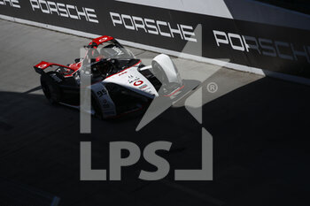 2021-07-23 - 99 Wehrlein Pascal (ger), TAG Heuer Porsche Formula E Team, Porsche 99X Electric, action during the 2021 London ePrix, 7th meeting of the 2020-21 Formula E World Championship, on the ExCel London from July 24 to 25, in London, United Kingdom - Photo Xavi Bonilla / DPPI - 2021 LONDON EPRIX, 7TH MEETING OF THE 2020-21 FORMULA E WORLD CHAMPIONSHIP - FORMULA E - MOTORS