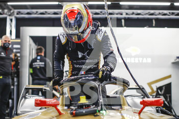 2021-07-23 - VERGNE Jean-Eric (fra), DS Techeetah, DS E-Tense FE20, portrait during the 2021 London ePrix, 7th meeting of the 2020-21 Formula E World Championship, on the ExCel London from July 24 to 25, in London, United Kingdom - Photo Xavi Bonilla / DPPI - 2021 LONDON EPRIX, 7TH MEETING OF THE 2020-21 FORMULA E WORLD CHAMPIONSHIP - FORMULA E - MOTORS