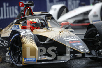 2021-07-24 - 25 Vergne Jean-Eric (fra), DS Techeetah, DS E-Tense FE20, action during the 2021 London ePrix, 7th meeting of the 2020-21 Formula E World Championship, on the ExCel London from July 24 to 25, in London, United Kingdom - Photo Xavi Bonilla / DPPI - 2021 LONDON EPRIX, 7TH MEETING OF THE 2020-21 FORMULA E WORLD CHAMPIONSHIP - FORMULA E - MOTORS