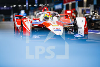 2021-07-25 - 29 Sims Alexander (gbr), Mahindra Racing, Mahinda M7Electro, action during the 2021 London ePrix, 7th meeting of the 2020-21 Formula E World Championship, on the ExCel London from July 24 to 25, in London, United Kingdom - Photo Xavi Bonilla / DPPI - 2021 LONDON EPRIX, 7TH MEETING OF THE 2020-21 FORMULA E WORLD CHAMPIONSHIP - FORMULA E - MOTORS