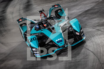 2021-07-25 - 20 Evans Mitch (nzl), Jaguar Racing, Jaguar I-Type 5, action during the 2021 London ePrix, 7th meeting of the 2020-21 Formula E World Championship, on the ExCel London from July 24 to 25, in London, United Kingdom - Photo Germain Hazard / DPPI - 2021 LONDON EPRIX, 7TH MEETING OF THE 2020-21 FORMULA E WORLD CHAMPIONSHIP - FORMULA E - MOTORS