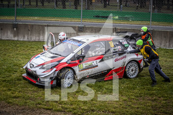 2020-12-03 - 18 KATSUTA Takamoto (JPN), BARRITT Daniel (GBR), Toyota Yaris WRC, Toyota Gazoo Racing WRT, action accident, crash during the 2020 ACI Rally Monza, 7th round of the 2020 FIA WRC Championship from December 3 to 8, 2020 at Monza, Brianza in Italy - Photo Grégory Lenormand / DPPI - 2020 ACI RALLY MONZA, 7TH ROUND OF THE FIA WRC CHAMPIONSHIP - THURSDAY - RALLY - MOTORS