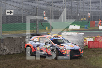 2020-12-03 - 11 NEUVILLE Thierry (BEL), GILSOUL Nicolas (BEL), Hyundai i20 Coupe WRC, Hyundai Shell Mobis WRT, action during the 2020 ACI Rally Monza, 7th round of the 2020 FIA WRC Championship from December 3 to 8, 2020 at Monza, Brianza in Italy - Photo Grégory Lenormand / DPPI - 2020 ACI RALLY MONZA, 7TH ROUND OF THE FIA WRC CHAMPIONSHIP - THURSDAY - RALLY - MOTORS