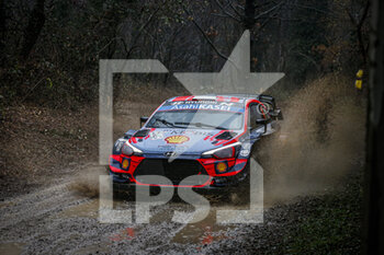 2020-12-04 - 08 TANAK Ott (EST), JARVEOJA Martin (EST), Hyundai i20 Coupe WRC, Hyundai Shell Mobis WRT, action during the 2020 ACI Rally Monza, 7th round of the 2020 FIA WRC Championship from December 3 to 8, 2020 at Monza, Brianza in Italy - Photo François Flamand / DPPI - 2020 ACI RALLY MONZA, 7TH ROUND OF THE FIA WRC CHAMPIONSHIP - FRIDAY - RALLY - MOTORS