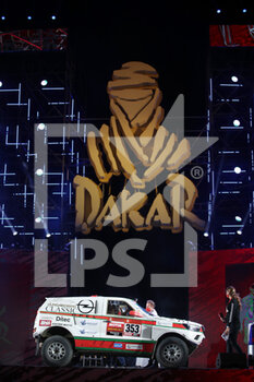 2021-01-02 - #353 Szalay Balazs (hun), Bunkoczi Laszlo (hun), Opel, Opel Dakar Team, Auto, action during the Dakar 2021âs Prologue and start podium ceremony in Jeddah, Saudi Arabia on January 2, 2021 - Photo Julien Delfosse / DPPI - DAKAR 2021- PROLOGUE AND START PODIUM - RALLY - MOTORS