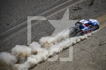 2021-01-03 - #322 Chabot Ronan (fra), Pillot Gilles (fra), Toyota, Overdrive Toyota, Auto, action during the 1st stage of the Dakar 2021 between Jeddah and Bisha, in Saudi Arabia on January 3, 2021 - Photo DPPI - DAKAR 2021 - FIRST STAGE - JEDDAH - BISHA - RALLY - MOTORS