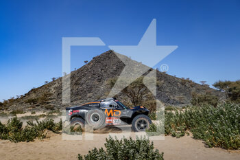 2021-01-03 - 319 Pélichet Jérôme (fra), Larroque Pascal (fra), Optimus, Raidlynx, Motul, Auto, action during the 1st stage of the Dakar 2021 between Jeddah and Bisha, in Saudi Arabia on January 3, 2021 - Photo Antonin Vincent / DPPI - DAKAR 2021 - FIRST STAGE - JEDDAH - BISHA - RALLY - MOTORS