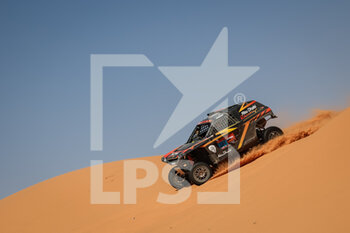 2021-01-05 - 386 Al Helei Mansour (are), Orr Michael (gbr), PH Sport, Abu Dhabi Racing, Light Weight Vehicles Prototype - T3, action during the 3rd stage of the Dakar 2021 between Wadi Al Dawasir and Wadi Al Dawasir, in Saudi Arabia on January 5, 2021 - Photo Florent Gooden / DPPI - DAKAR 2021 - 3RD STAGE - WADI AL DAWASIR - RALLY - MOTORS