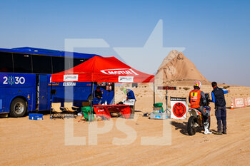 2021-01-06 - DSS atmosphere during the 4th stage of the Dakar 2021 between Wadi Al Dawasir and Riyadh, in Saudi Arabia on January 6, 2021 - Photo Florent Gooden / DPPI - DAKAR 2021 - 4TH STAGE - WADI AL DAWASIR - RIYADH - RALLY - MOTORS