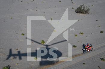 2021-01-06 - #03 Price Toby (aus), KTM, Red Bull KTM Factory Team, Moto, Bike, action during the 4th stage of the Dakar 2021 between Wadi Al Dawasir and Riyadh, in Saudi Arabia on January 6, 2021 - Photo Eric Vargiolu / DPPI - DAKAR 2021 - 4TH STAGE - WADI AL DAWASIR - RIYADH - RALLY - MOTORS