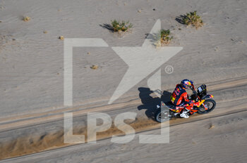 2021-01-06 - #03 Price Toby (aus), KTM, Red Bull KTM Factory Team, Moto, Bike, action during the 4th stage of the Dakar 2021 between Wadi Al Dawasir and Riyadh, in Saudi Arabia on January 6, 2021 - Photo Eric Vargiolu / DPPI - DAKAR 2021 - 4TH STAGE - WADI AL DAWASIR - RIYADH - RALLY - MOTORS
