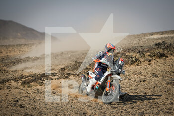 2021-01-06 - 21 Sanders Daniel (aus), KTM, KTM Factory Team, Moto, Bike, action during the 4th stage of the Dakar 2021 between Wadi Al Dawasir and Riyadh, in Saudi Arabia on January 6, 2021 - Photo Antonin Vincent / DPPI - DAKAR 2021 - 4TH STAGE - WADI AL DAWASIR - RIYADH - RALLY - MOTORS