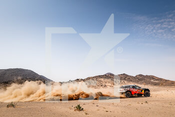 2021-01-06 - 314 Despres Cyril (fra), Horn Mike (swi), Peugeot, PH Sport, Abu Dhabi Racing, Auto, action during the 4th stage of the Dakar 2021 between Wadi Al Dawasir and Riyadh, in Saudi Arabia on January 6, 2021 - Photo Frédéric Le Floc'h / DPPI - DAKAR 2021 - 4TH STAGE - WADI AL DAWASIR - RIYADH - RALLY - MOTORS