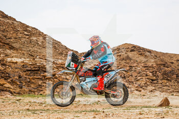 2021-01-07 - 35 Guillen Rivera Juan Pablo (mex), KTM, Nomadas Adventure, Moto, Bike, action during the 5th stage of the Dakar 2021 between Riyadh and Buraydah, in Saudi Arabia on January 7, 2021 - Photo Florent Gooden / DPPI - DAKAR 2021 - 5TH STAGE - RIYADH AND BURAYDAH - RALLY - MOTORS
