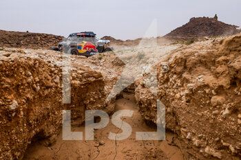 2021-01-07 - 381 Guthrie Mitchell (usa), Floene Ola (nor), OT3, Red Bull Off-Road Team USA, Light Weight Vehicles Prototype - T3, action during the 5th stage of the Dakar 2021 between Riyadh and Buraydah, in Saudi Arabia on January 7, 2021 - Photo Florent Gooden / DPPI - DAKAR 2021 - 5TH STAGE - RIYADH AND BURAYDAH - RALLY - MOTORS