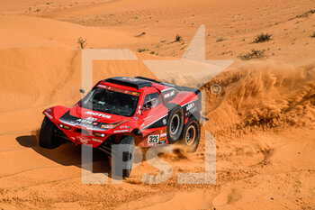 2021-01-08 - #326 Lavielle Christian (fra), Garcin Jean-Pierre (fra), Optimus, MD Rally Sport, Motul, Auto, action during the 6th stage of the Dakar 2021 between Al Qaisumah and Ha'il, in Saudi Arabia on January 8, 2021 - Photo Eric Vargiolu / DPPI - DAKAR 2021 - 6TH STAGE - AL QAISUMAH - HA'IL - RALLY - MOTORS