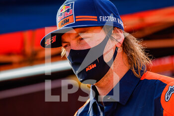 2021-01-09 - Price Toby (aus), KTM, Red Bull KTM Factory Team, Moto, Bike, portrait during the Rest Day of the Dakar 2021 in Ha'il, in Saudi Arabia on January 9, 2021 - Photo Frédéric Le Floc'h / DPPI - DAKAR 2021 - REST DAY - RALLY - MOTORS