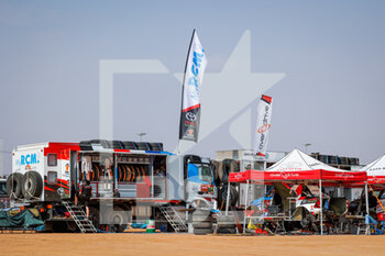 2021-01-09 - 322 Chabot Ronan (fra), Pillot Gilles (fra), Toyota, Overdrive Toyota, Auto, atmosphere during the Rest Day of the Dakar 2021 in Ha'il, in Saudi Arabia on January 9, 2021 - Photo Florent Gooden / DPPI - DAKAR 2021 - REST DAY - RALLY - MOTORS