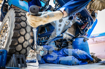 2021-01-09 - Kamaz - Master, Camion, Truck, mechanics in the bivouac during the Rest Day of the Dakar 2021 in Ha'il, in Saudi Arabia on January 9, 2021 - Photo Antonin Vincent / DPPI - DAKAR 2021 - REST DAY - RALLY - MOTORS