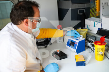 2021-01-09 - PCR Test Laboratory in the bivouac during the Rest Day of the Dakar 2021 in Ha'il, in Saudi Arabia on January 9, 2021 - Photo Julien Delfosse / DPPI - DAKAR 2021 - REST DAY - RALLY - MOTORS