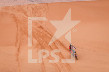 2021-01-10 - 03 Price Toby (aus), KTM, Red Bull KTM Factory Team, Moto, Bike, action during the 7th stage of the Dakar 2021 between Ha'il and Sakaka, in Saudi Arabia on January 10, 2021 - Photo Frédéric Le Floc'h / DPPI - 7TH STAGE OF THE DAKAR 2021 BETWEEN HA'IL AND SAKAKA - RALLY - MOTORS